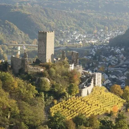 Am Schlossberg * 科伯恩-贡多夫